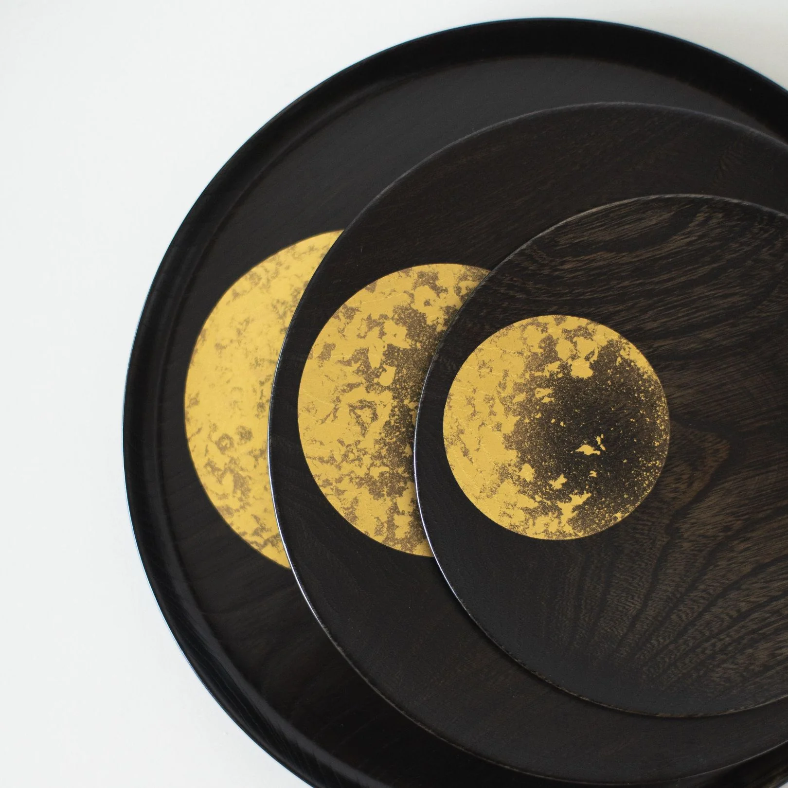 Hazy Moon - Gold Leaf Lacquerware Plate - Image 6