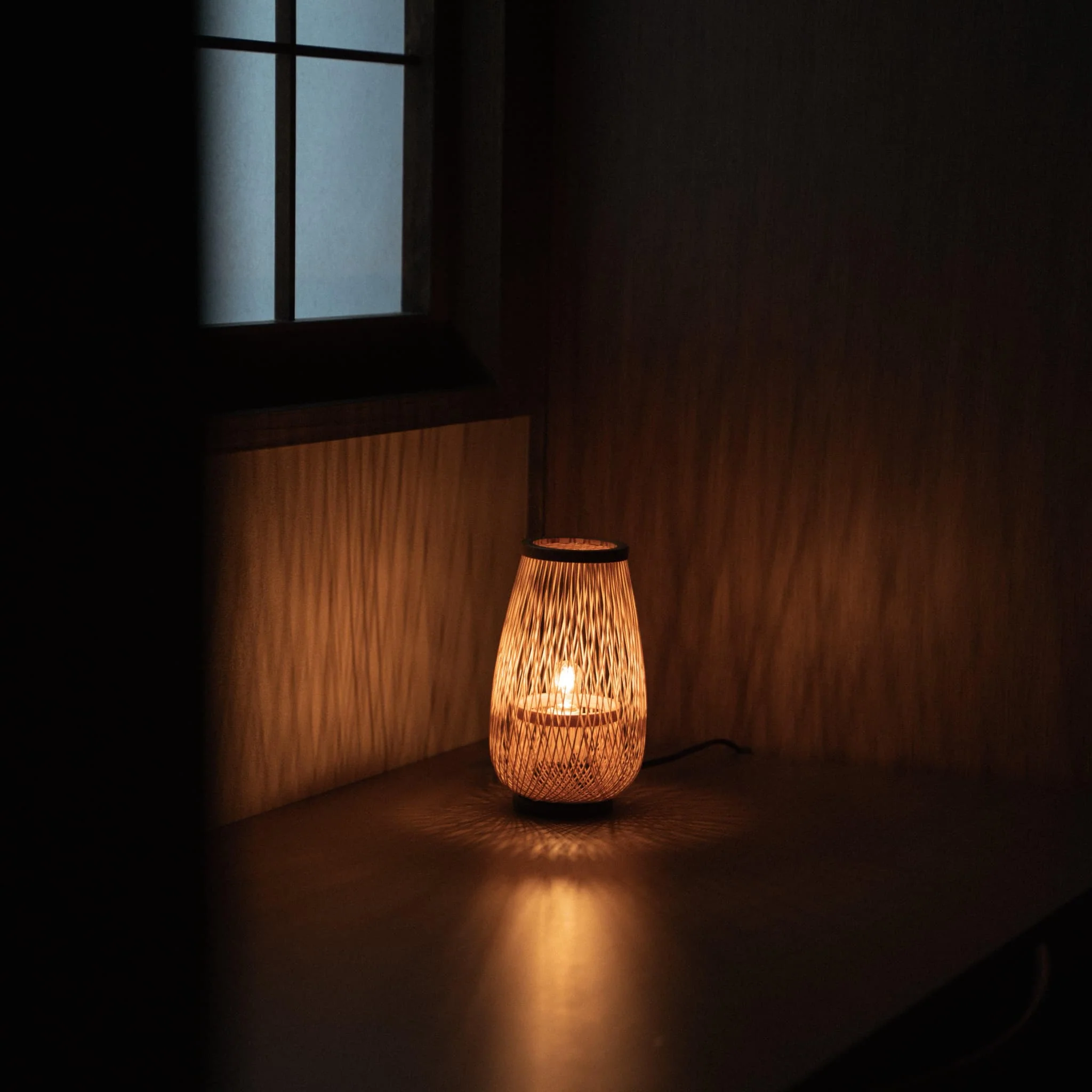 Japanese Bamboo Table Lamp “Flower Bud” - Image 3