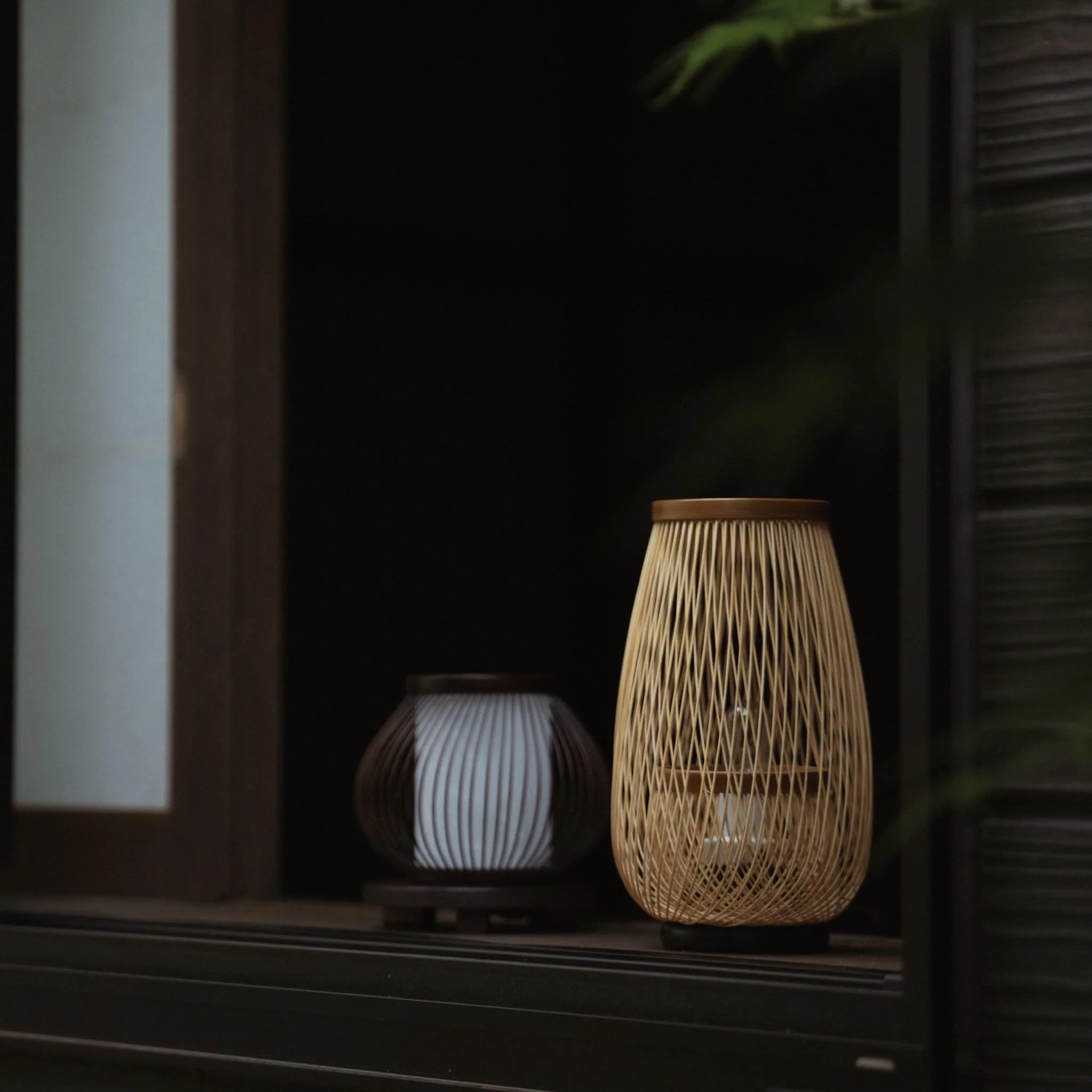Japanese Bamboo Table Lamp “Flower Bud” - Image 4