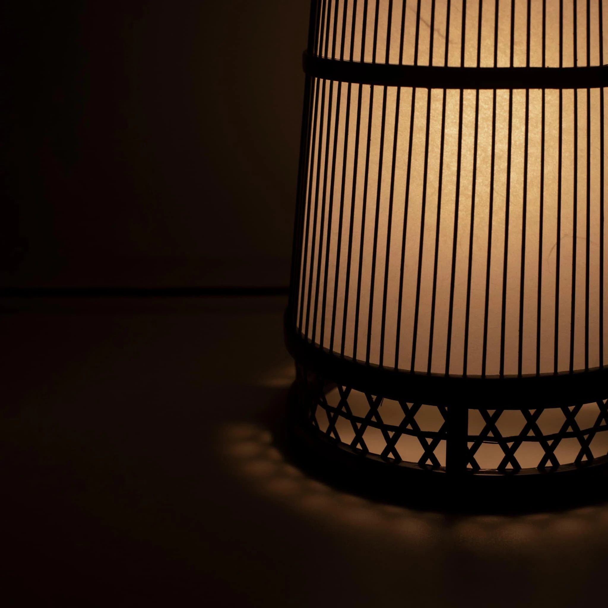 Japanese Bamboo Floor Lamp "Hagoromo" - Image 8