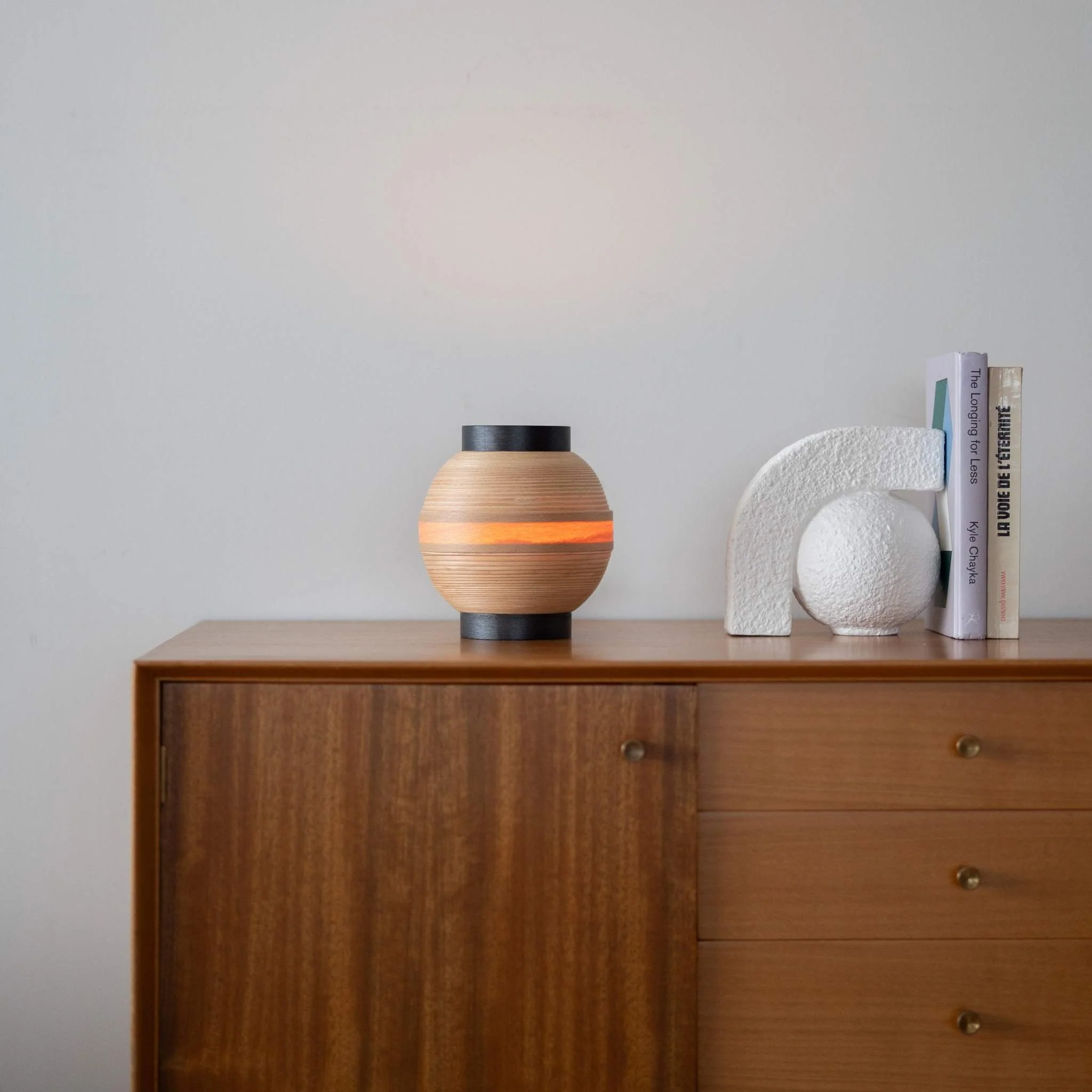 Japanese Beech Table Lamp "Matsuri" Chochin 02 - Image 3