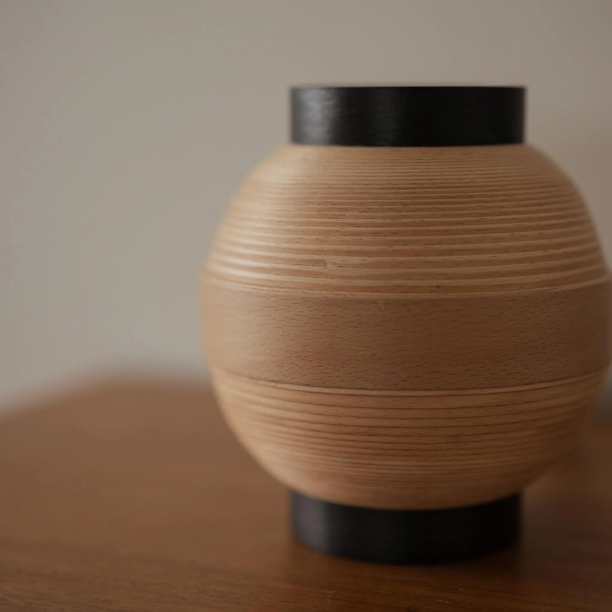Japanese Beech Table Lamp "Matsuri" Chochin 02 - Image 4