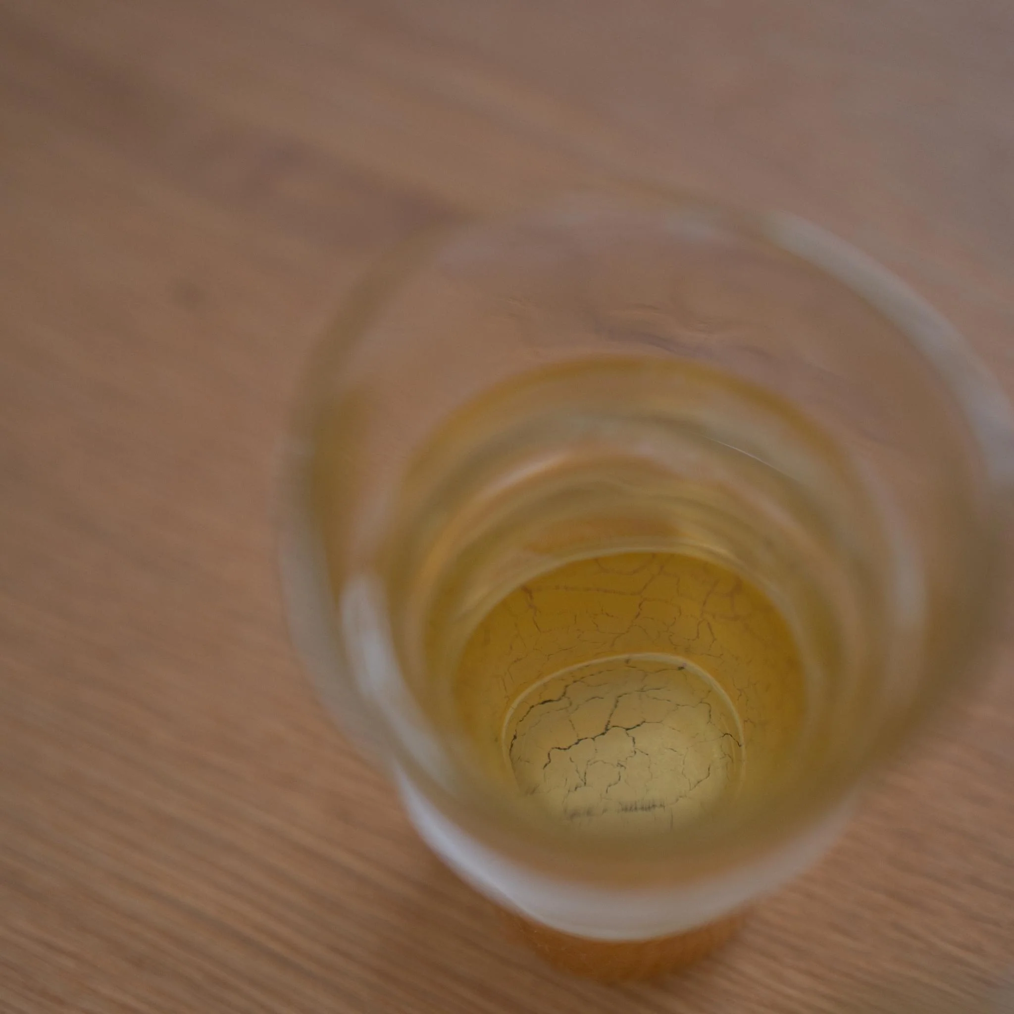 Japanese Gold Leaf Sake Glass Set Large - Image 4