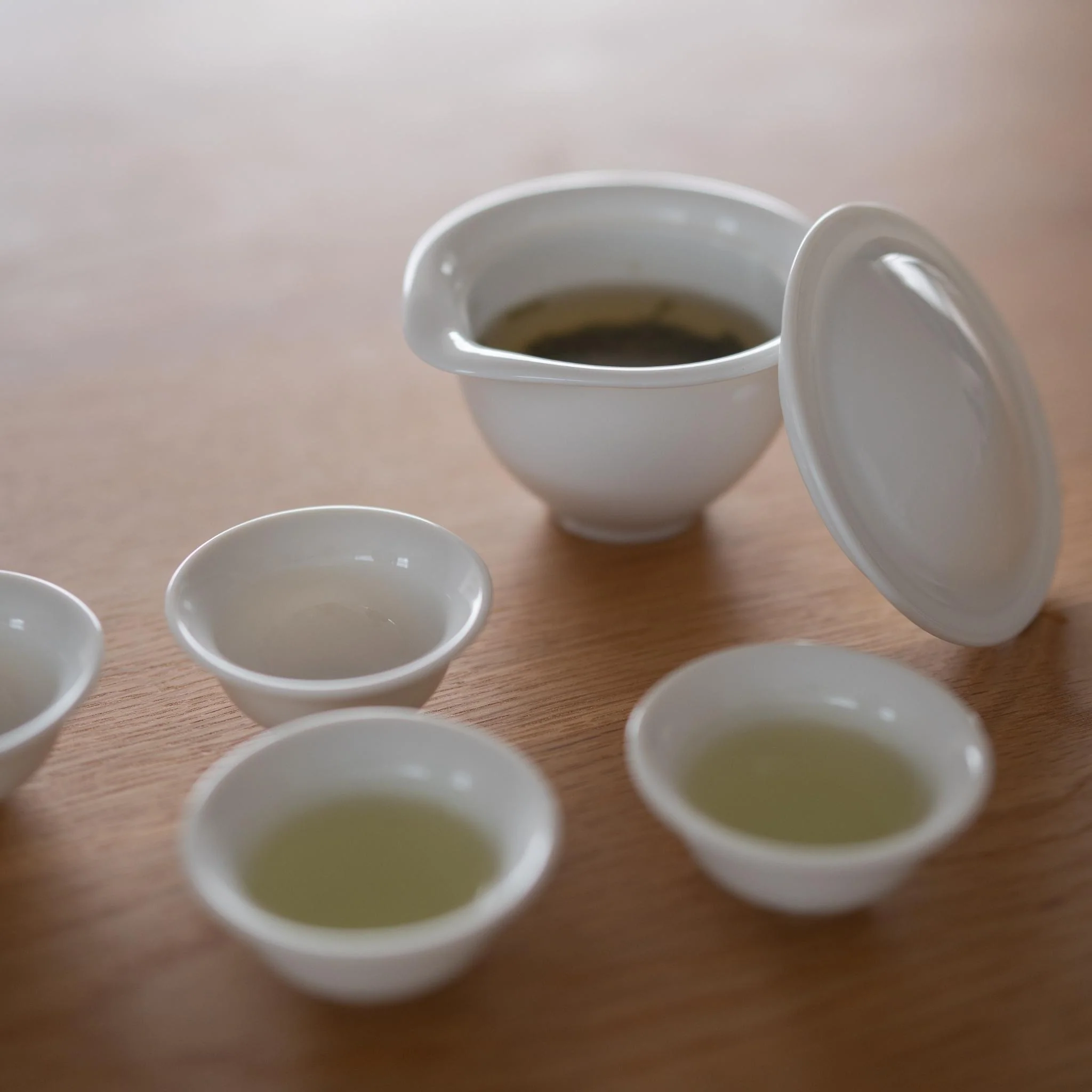 Japanese Hōhin Tea Set for Four - White - Image 2
