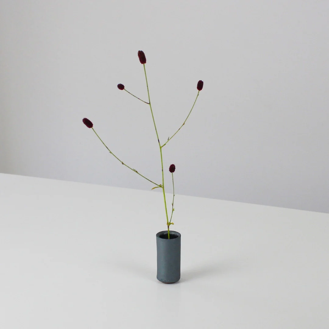 Japanese Ikebana Vase "Kenzan - shin" - Image 4