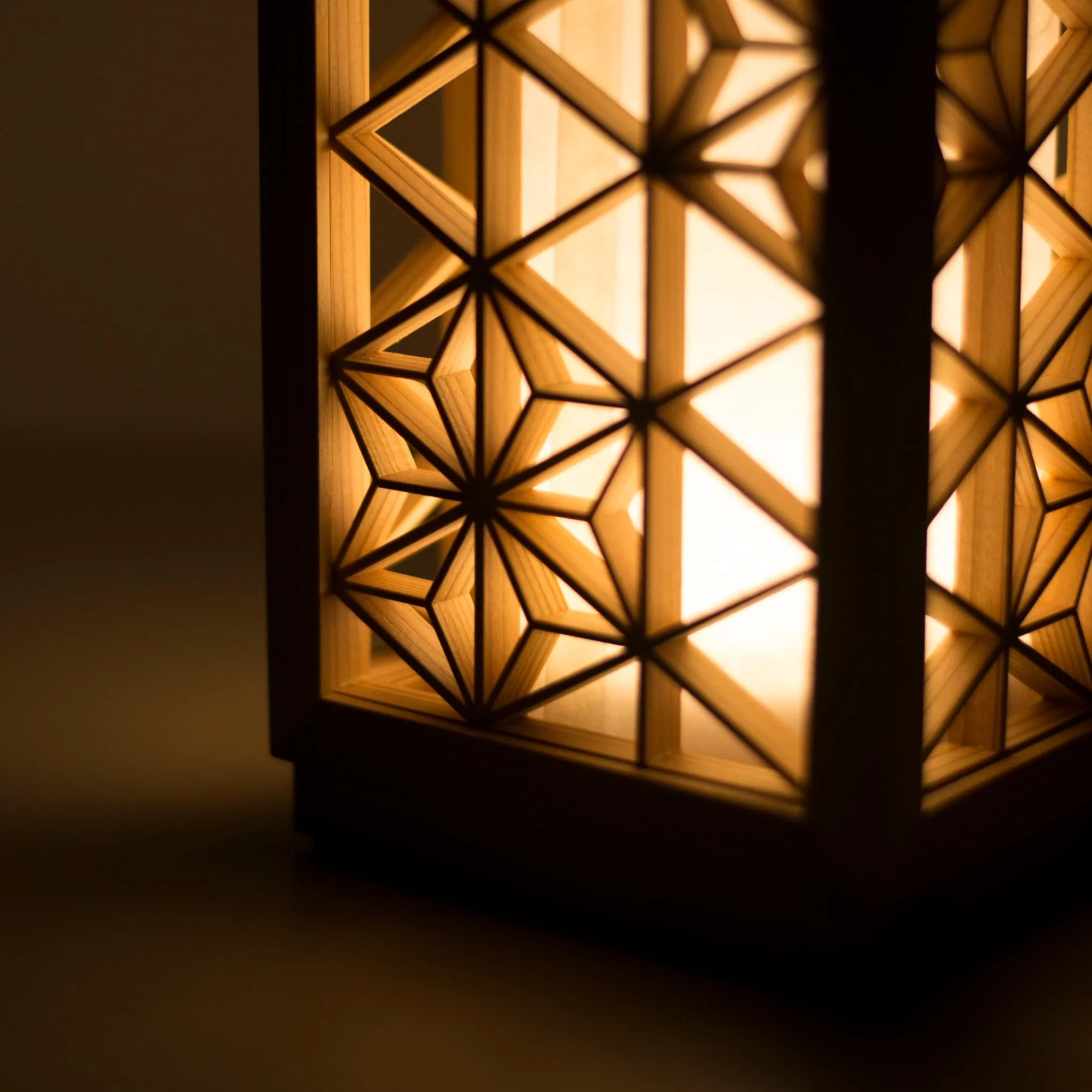 Japanese Kumiko Lantern "Asanoha" - Extra Small - Image 7