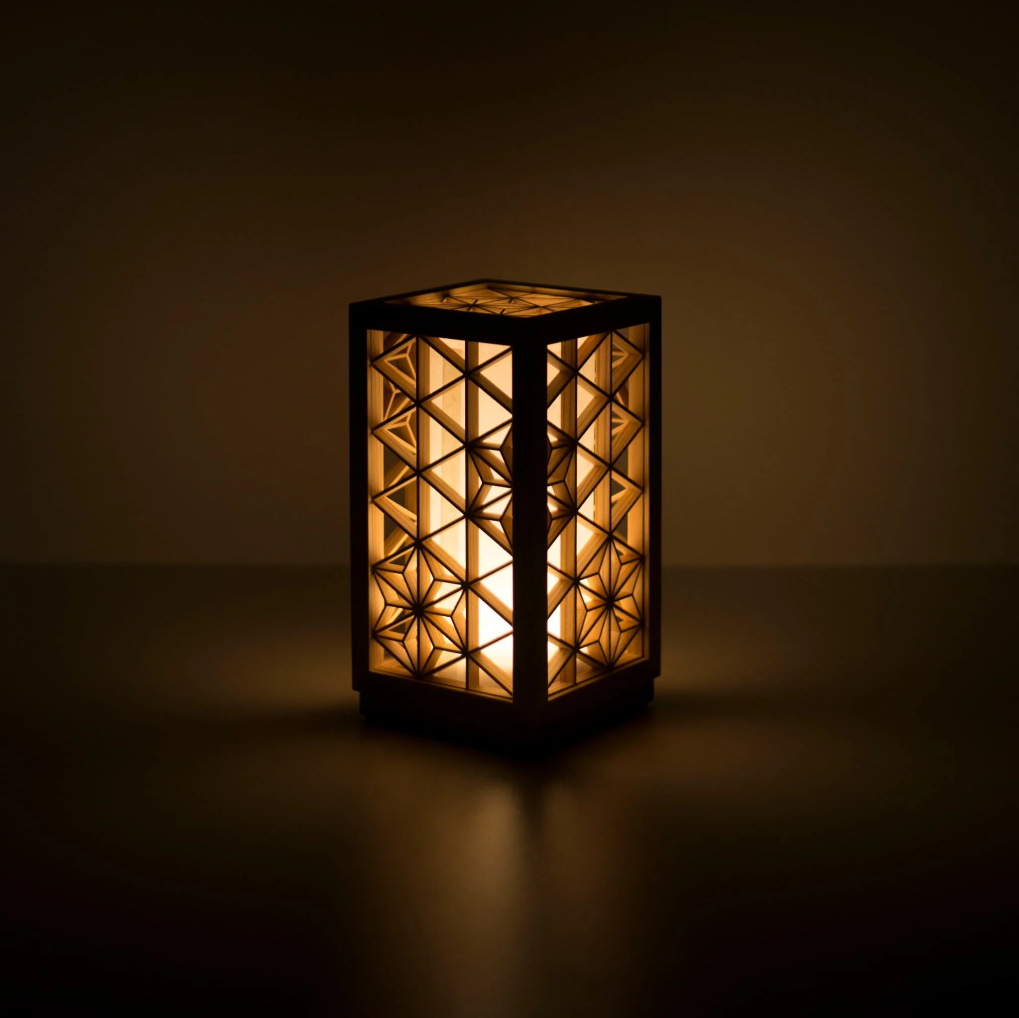 Japanese Kumiko Lantern "Asanoha" - Extra Small - Image 8