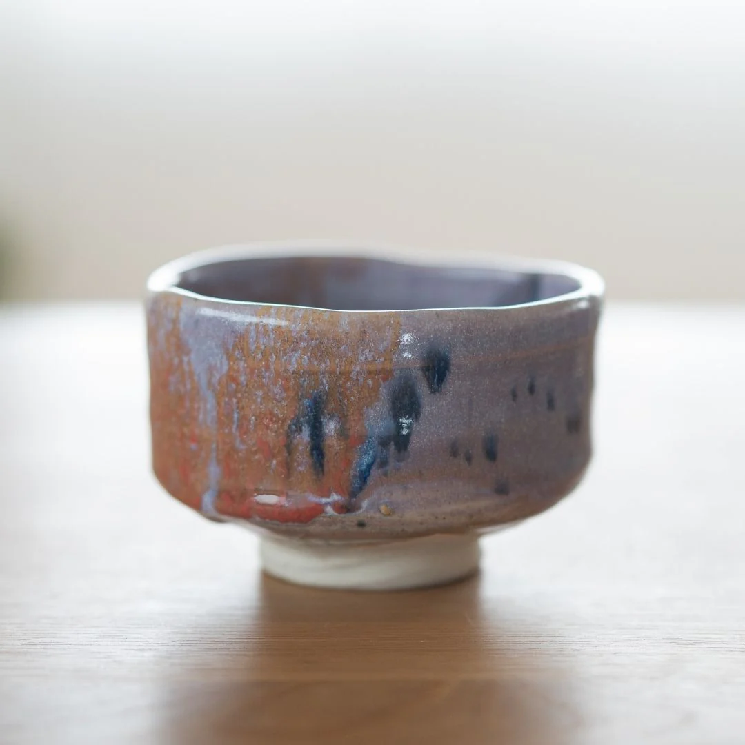 Japanese Matcha Bowl "Navy & Red Splash" - Image 5