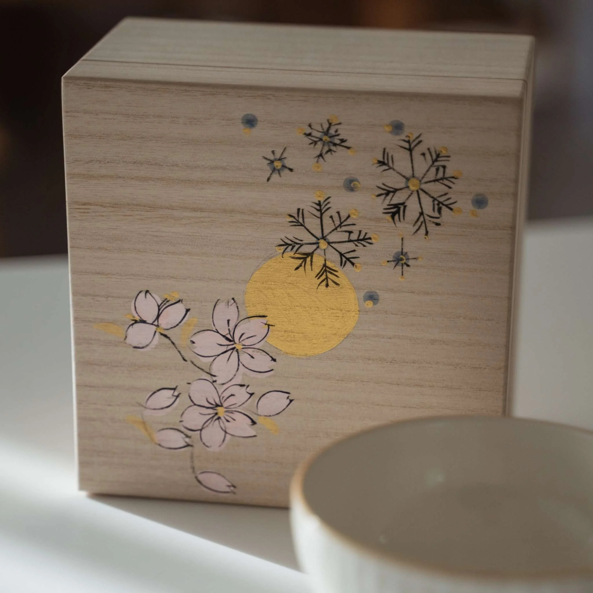 Japanese Matcha Bowl "Waraku" Moon - Image 8