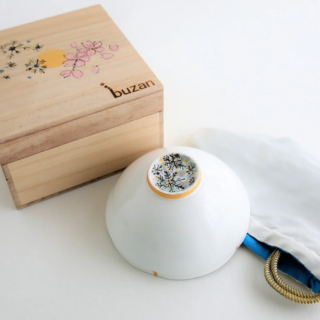 Japanese Matcha Bowl "Waraku" Snow - Image 16