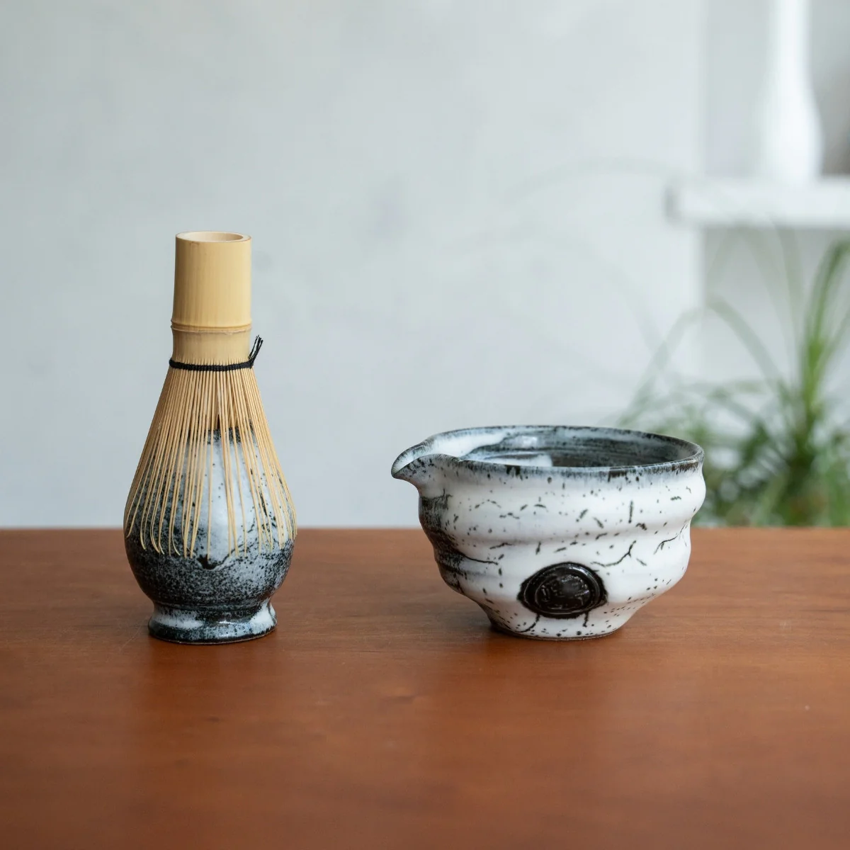 Japanese Matcha Bowl with Spout "Creative Cloud" - Image 5