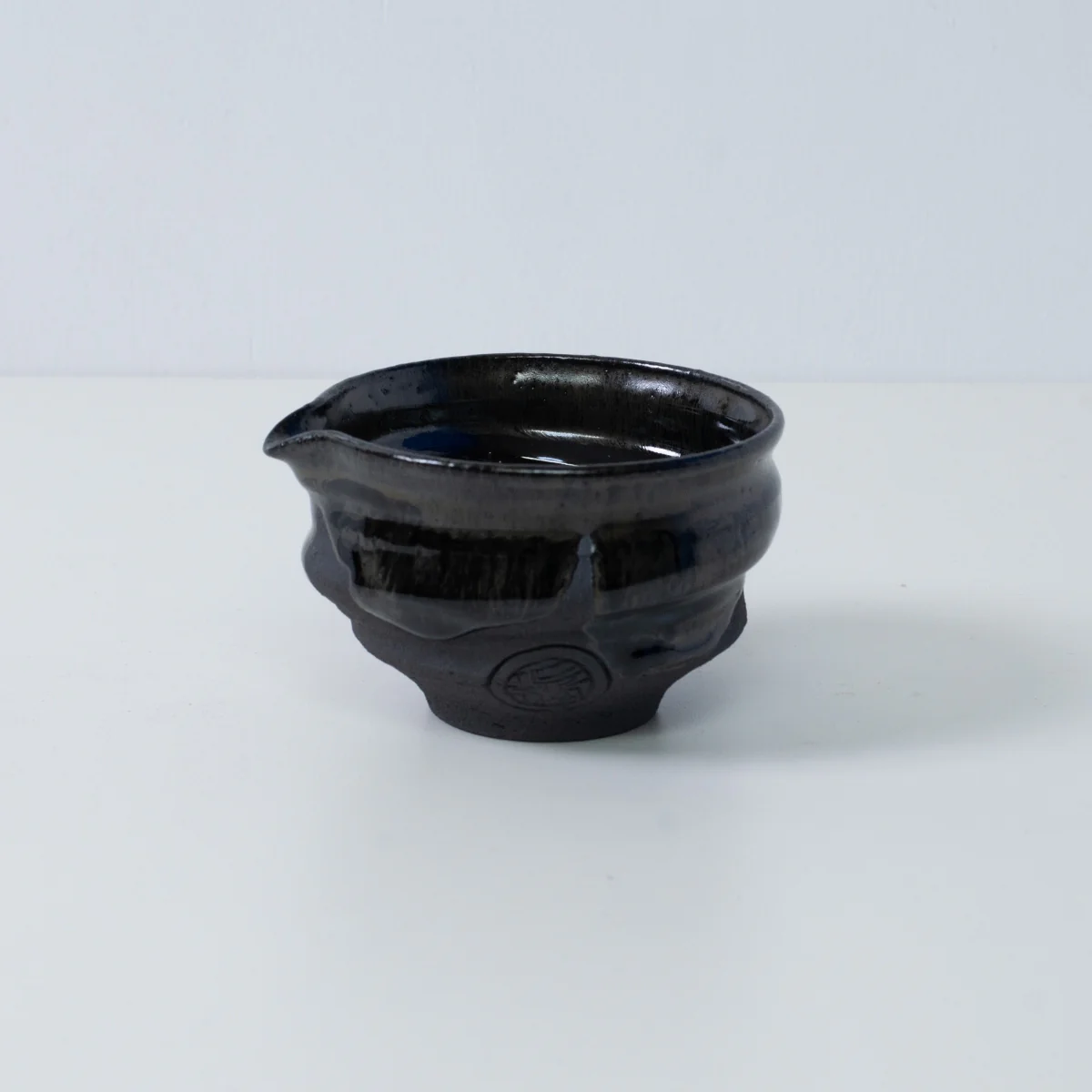 Japanese Matcha Bowl with Spout "Dignity Blue" - Image 8