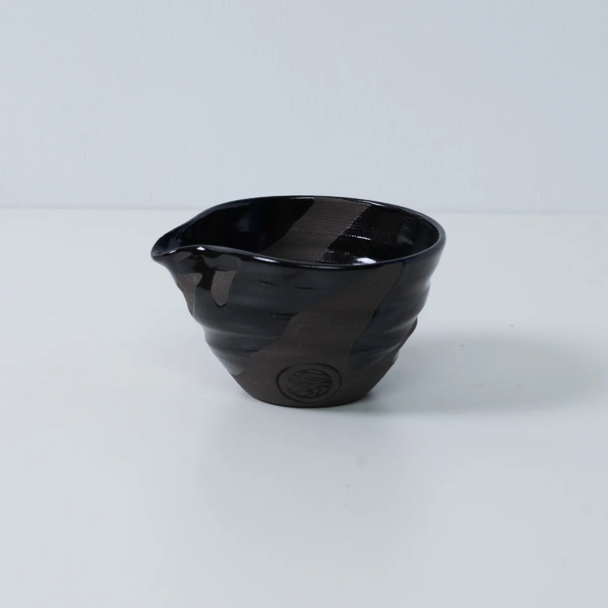 Japanese Matcha Bowl with Spout "Sumi Black" - Image 8