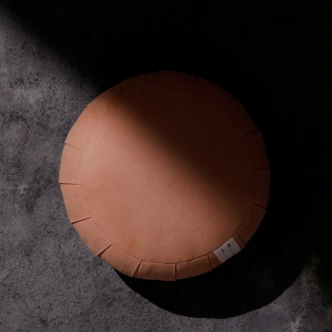Japanese Meditation Cushion Zafu "ZAF MASTER" Caramel Brown - Image 10