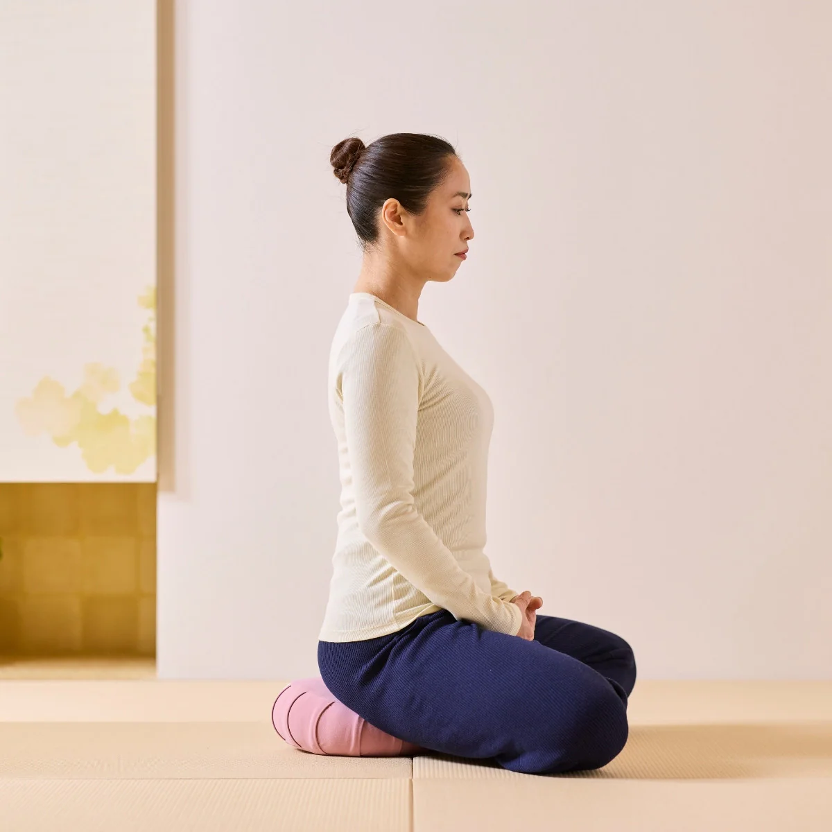 Japanese Meditation Cushion Zafu "ZAF MOMENT" Moonlight White - Image 11