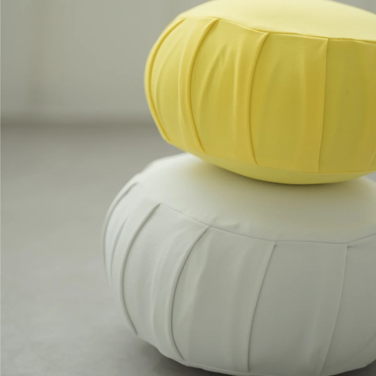 Japanese Meditation Cushion Zafu "ZAF MOMENT" Moonlight White - Image 8