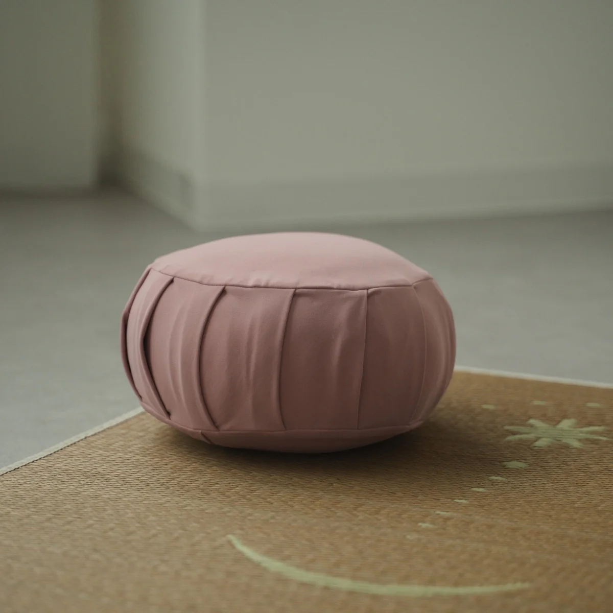 Japanese Meditation Cushion Zafu "ZAF MOMENT" Rose - Image 4