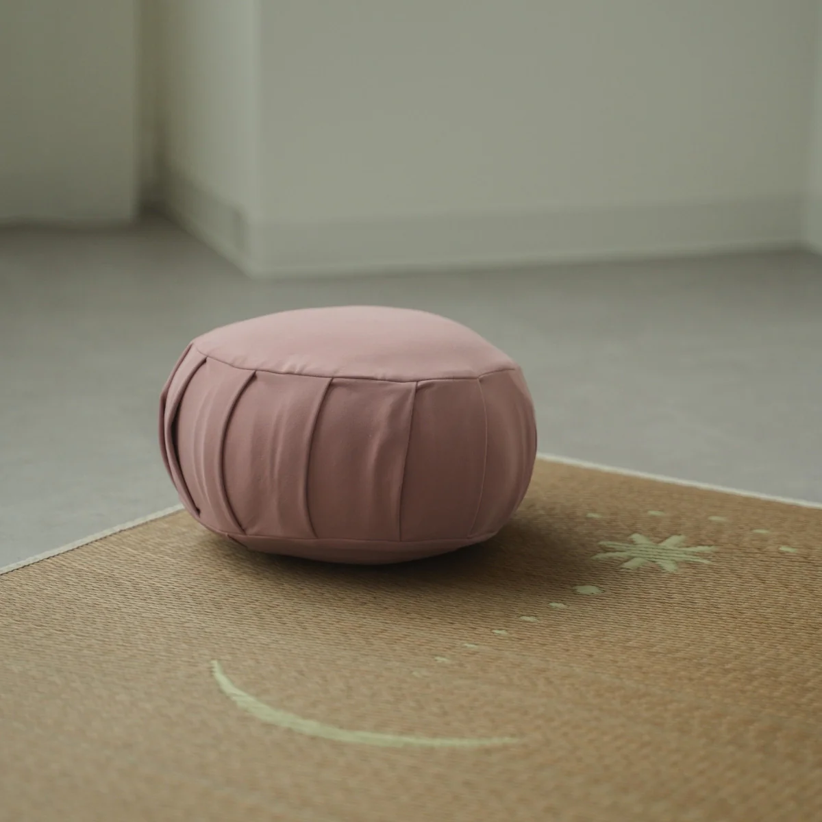 Japanese Meditation Cushion Zafu "ZAF MOMENT" Rose - Image 5