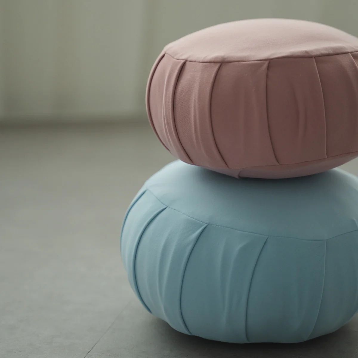 Japanese Meditation Cushion Zafu "ZAF MOMENT" Calm Blue - Image 4