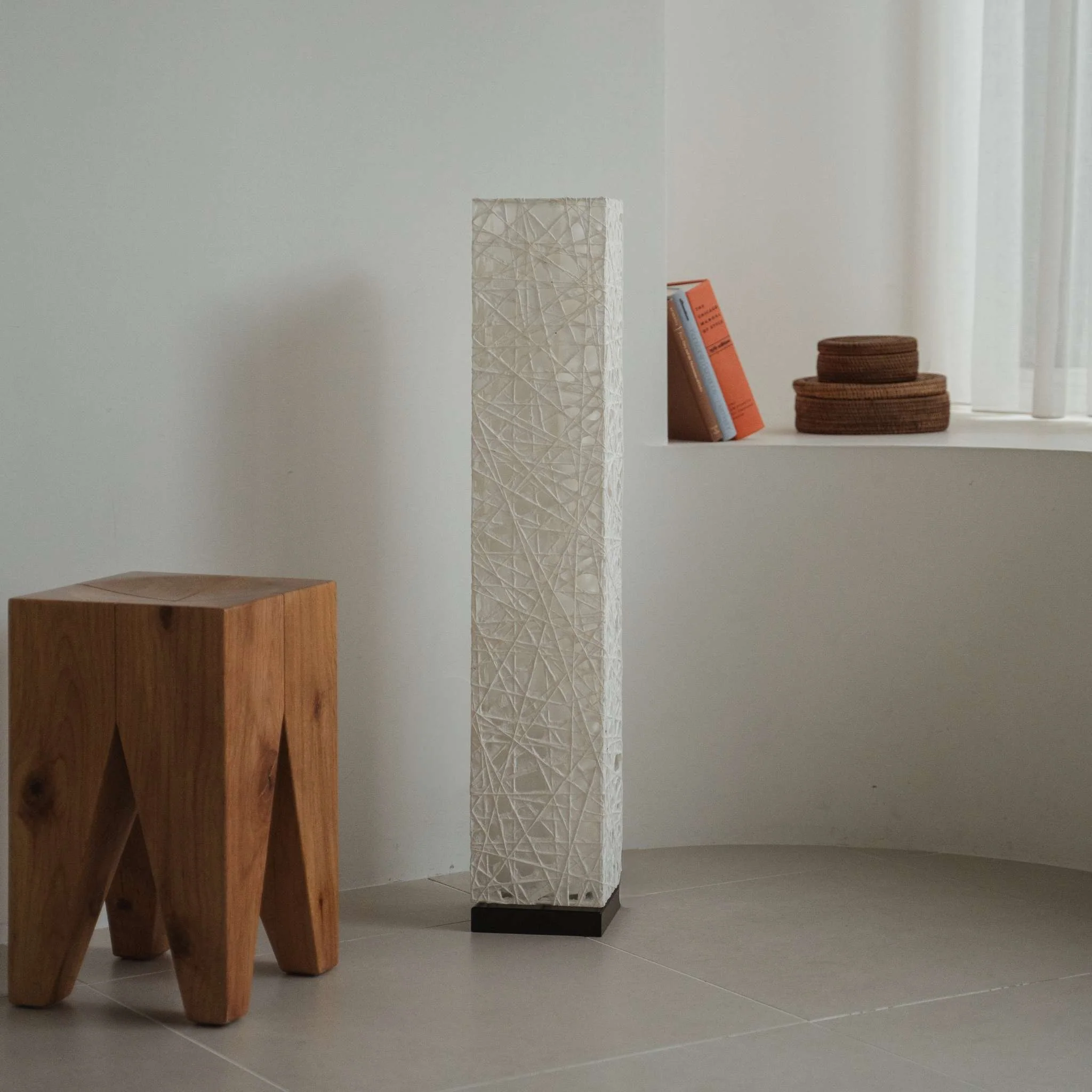 Japanese Paper Floor Lamp "ME-LOOK 01" White - Image 2