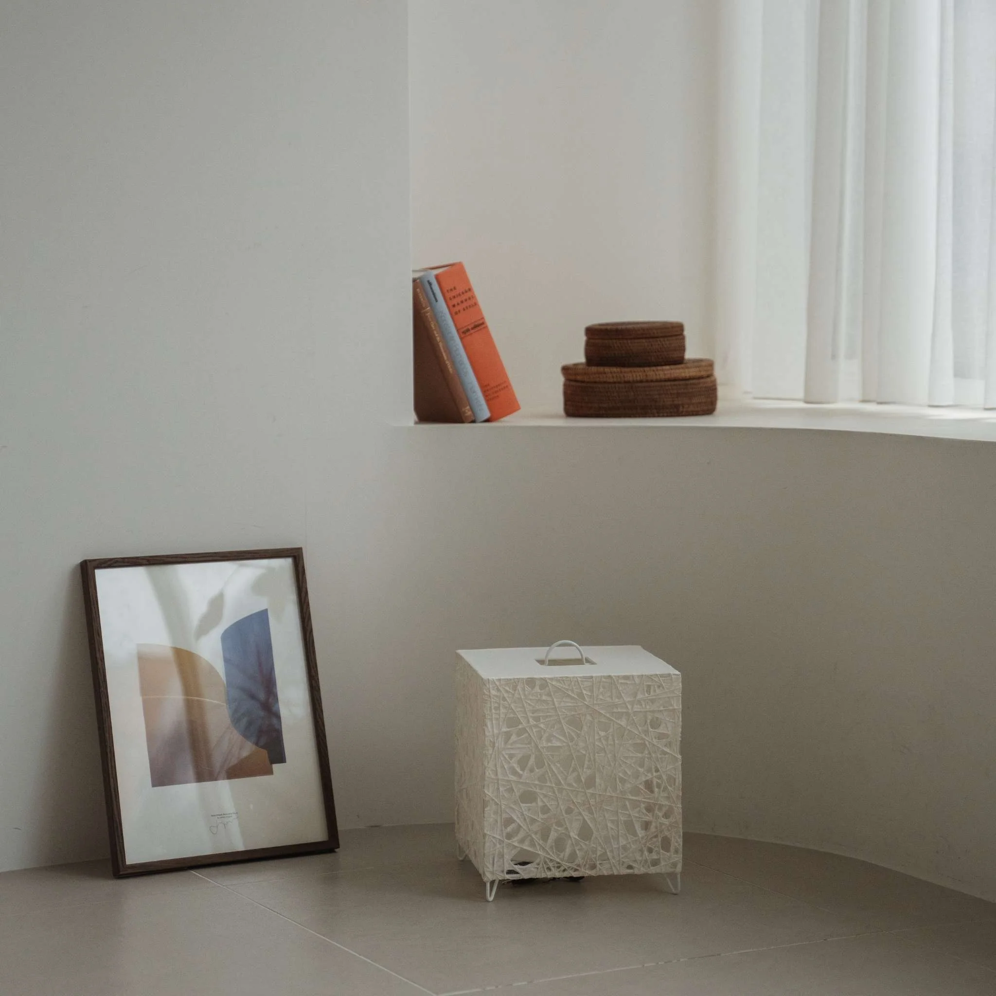 Japanese Paper Floor Lamp "ME-LOOK 03" White - Image 3