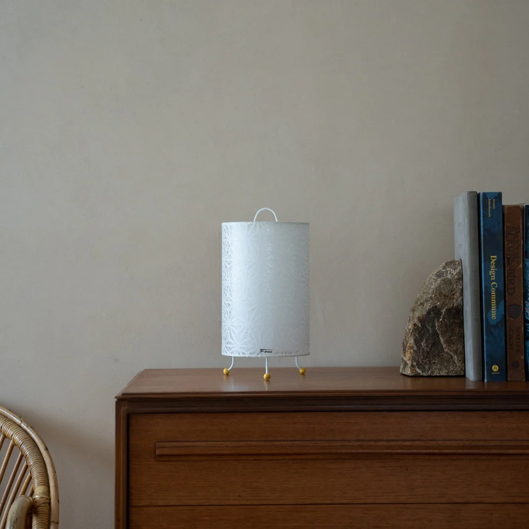 Japanese Paper Table Lamp "Lace Washi" White - Image 2