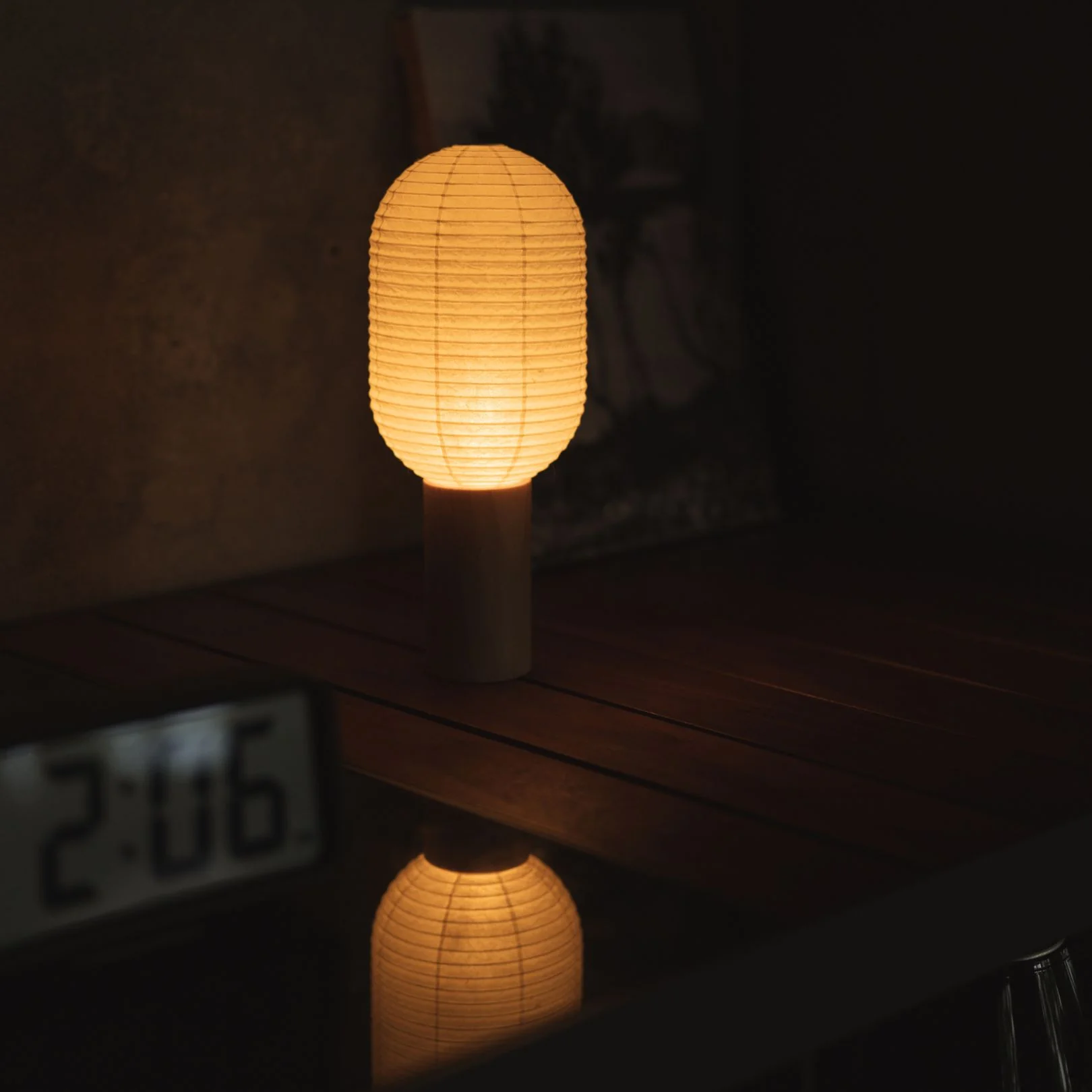 Japanese Paper Table Lamp “TORCHIN VERTICAL" - Image 3