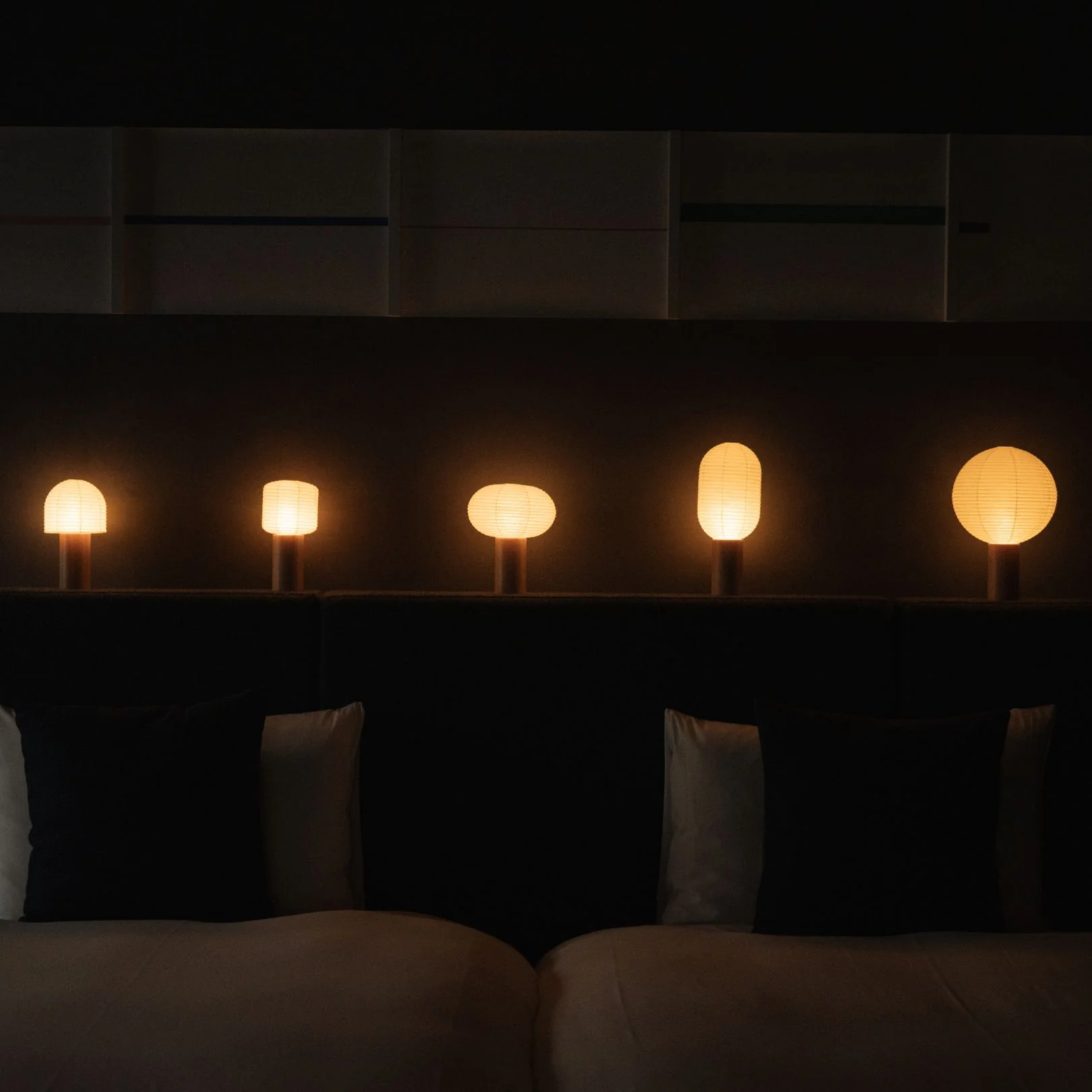 Japanese Paper Table Lamp “TORCHIN VERTICAL" - Image 6
