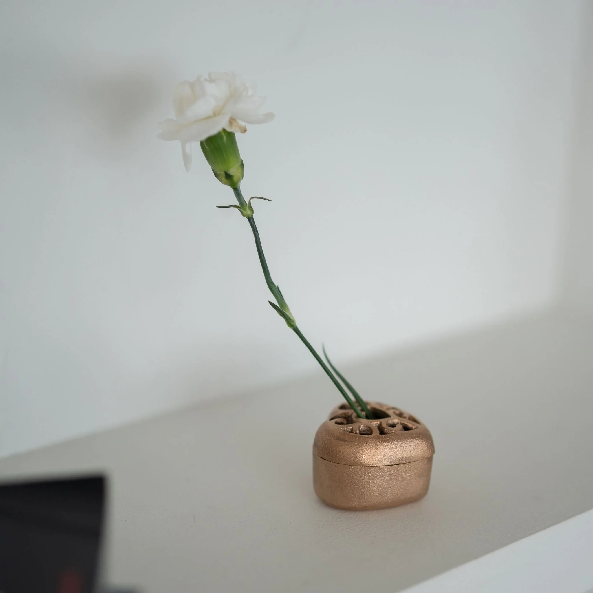 Japanese Pinless Kenzan Flower Frog "Heart" for Ikebana - Image 5