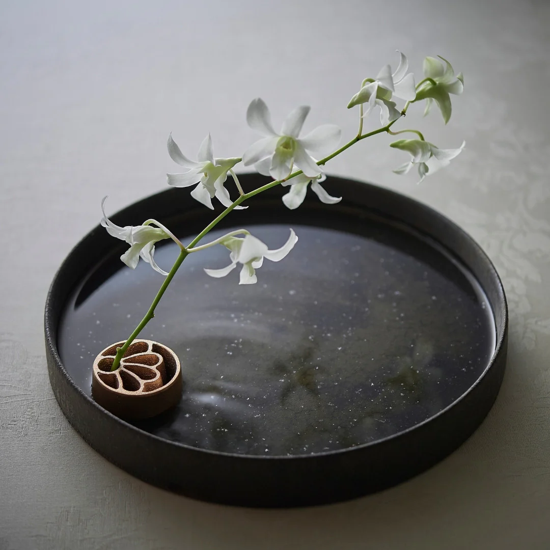 Japanese Pinless Kenzan Flower Frog "Petal" for Ikebana