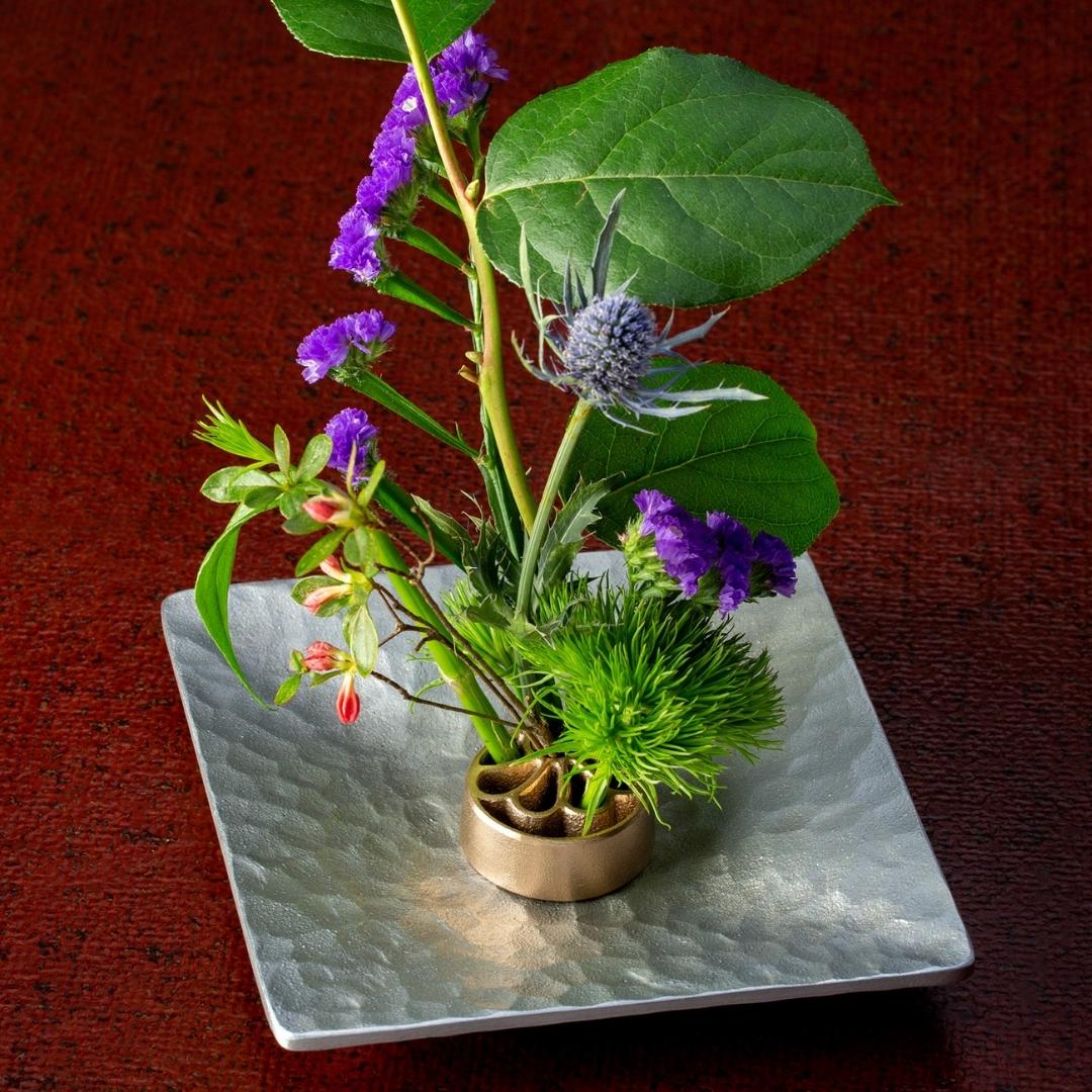 Japanese Pinless Kenzan Flower Frog "Petal" for Ikebana - Image 9
