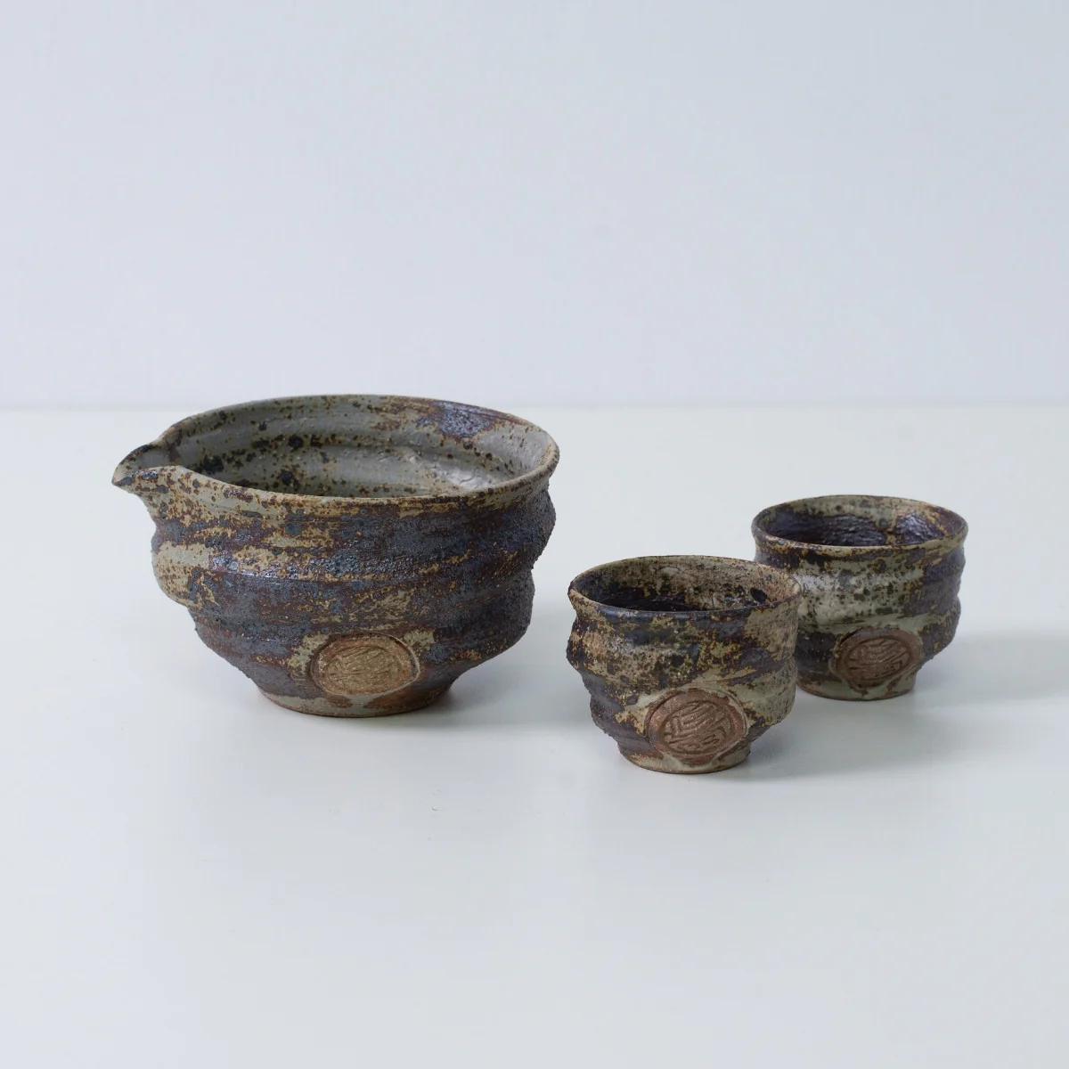 Japanese Sake Set "Sakigake" - Katakuchi Carafe & 2 Cups - Image 5