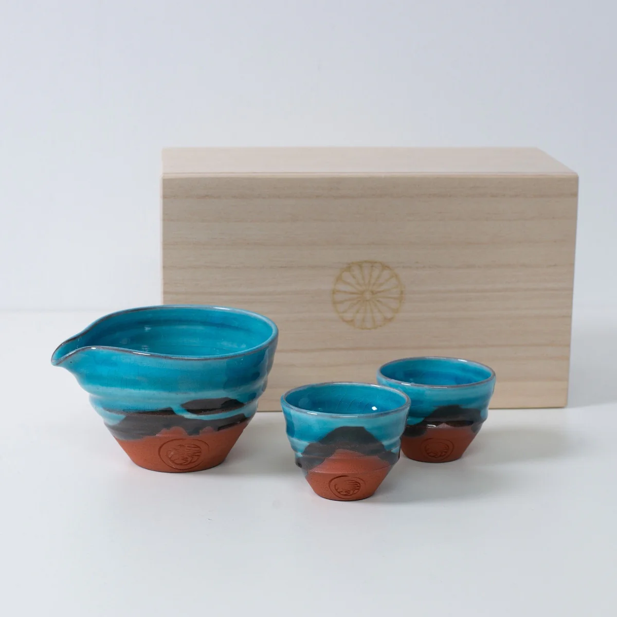 Japanese Sake Set "Soku Blue" - Katakuchi Carafe & 2 Cups