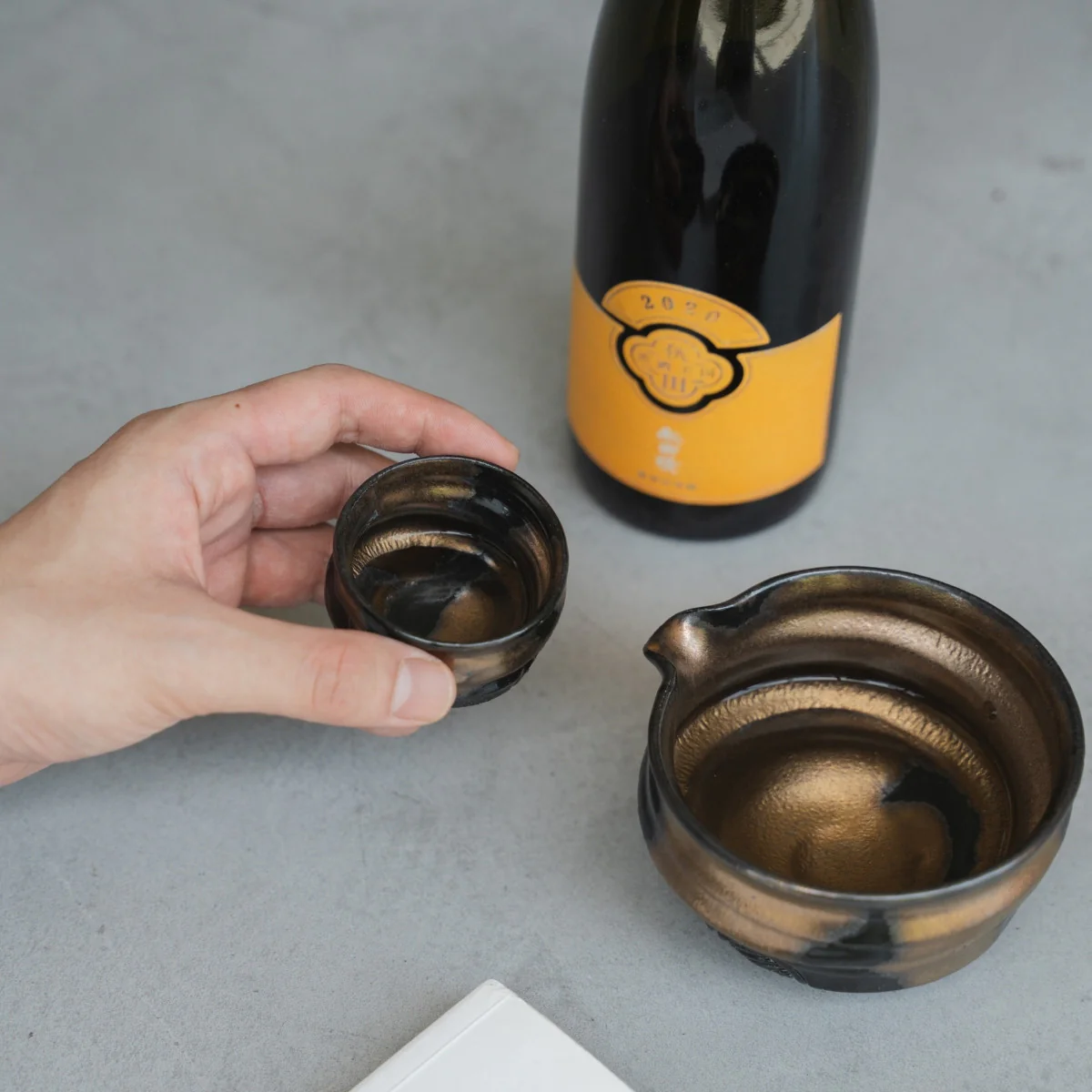 Japanese Sake Set "Zen" - Katakuchi Carafe & 2 Cups - Image 3