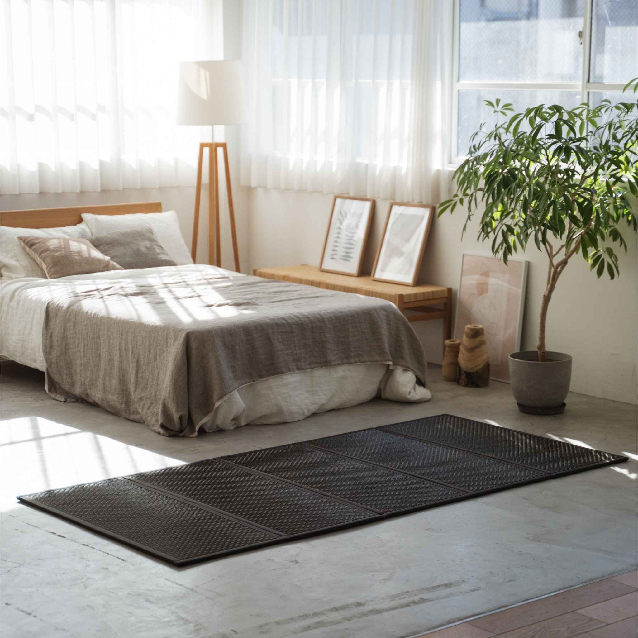 Japanese Tatami Floor Mattress Five Panel Black - Image 4