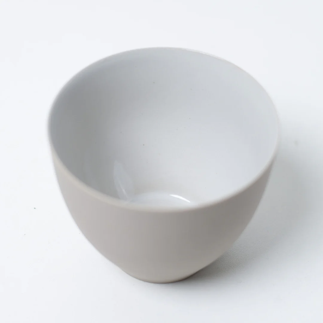 Japanese Tea Set "Donguri" - White Kyusu Teapot (400cc) with 4 Teacups - Image 15