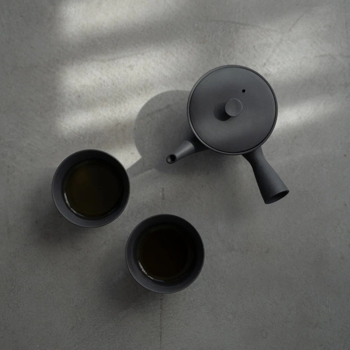 Japanese Tea Set "Sencha" - Black Kyusu Teapot (150cc) with 4 Teacups - Image 5