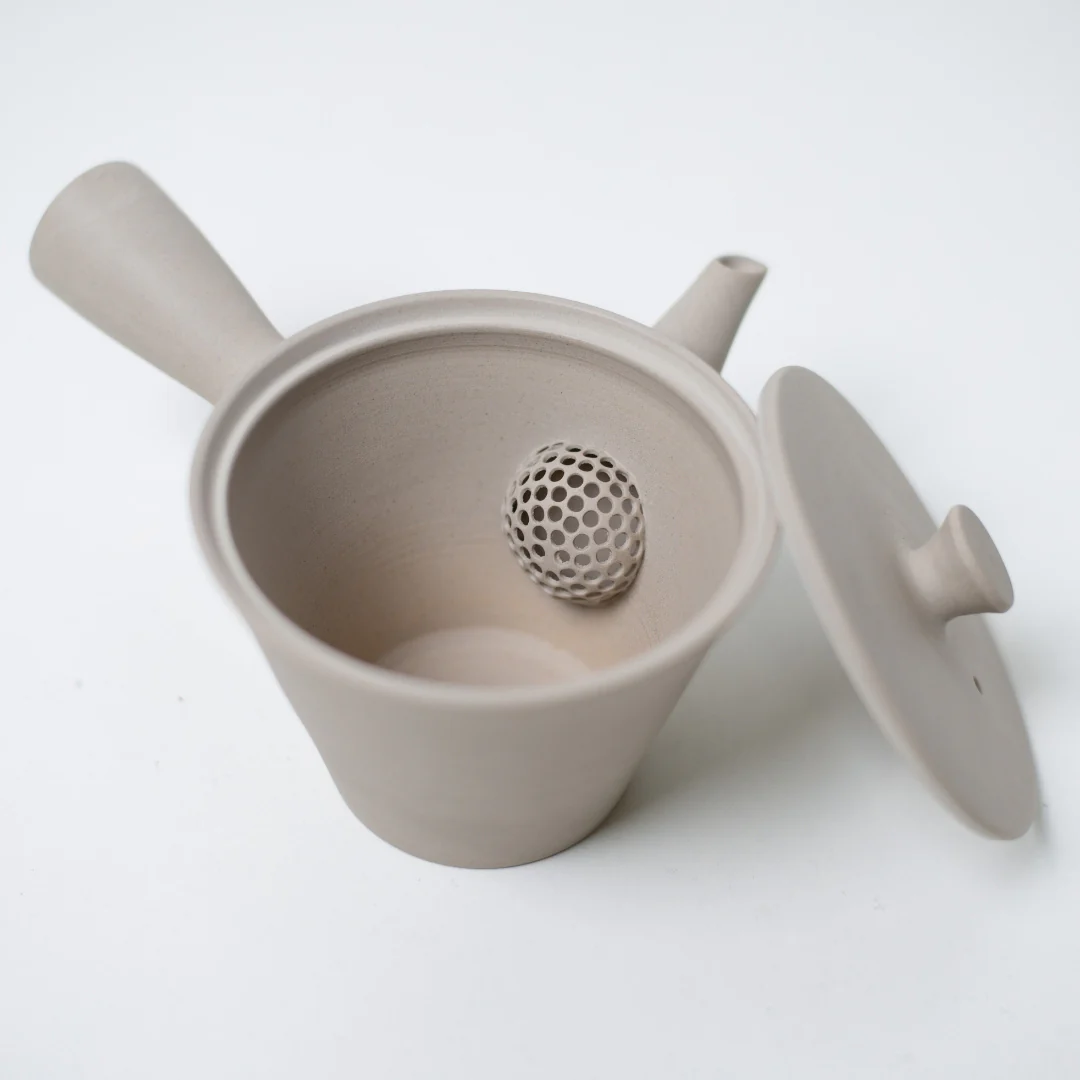 Japanese Tea Set "Sencha" - White Kyusu Teapot (150cc) with 4 Teacups - Image 6