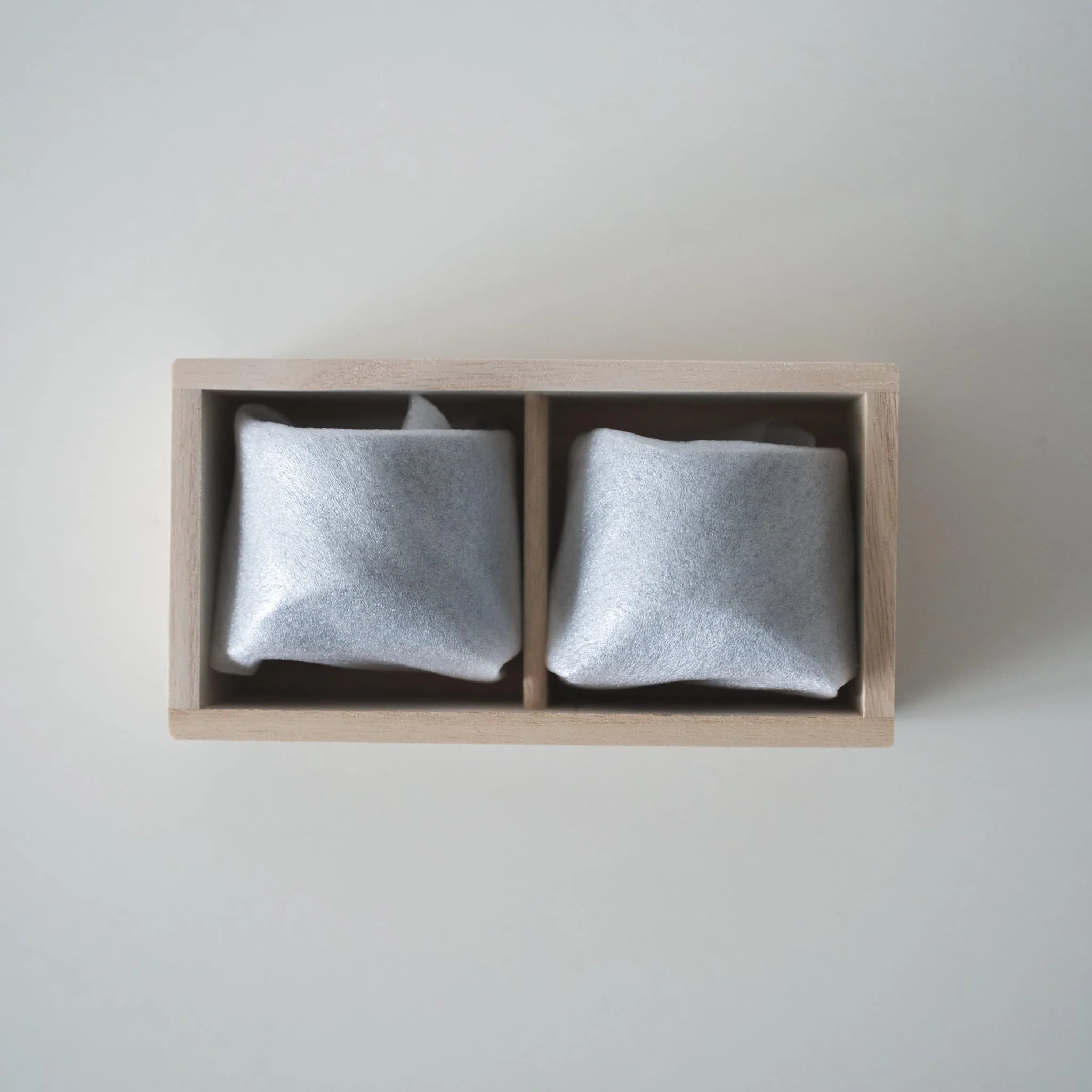 Japanese Tile Sake Cup45 Gift Set (with Paulownia Box) - Image 5