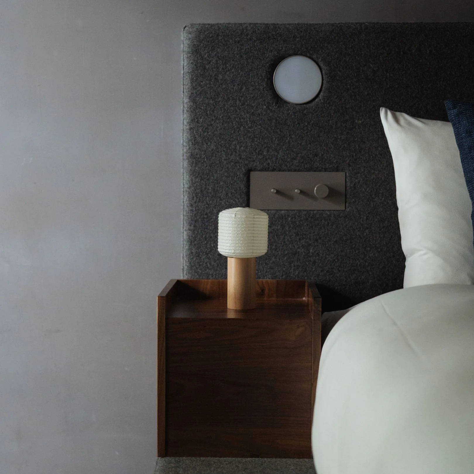 Japanese Paper Table Lamp “TORCHIN SQUARE” - Image 3