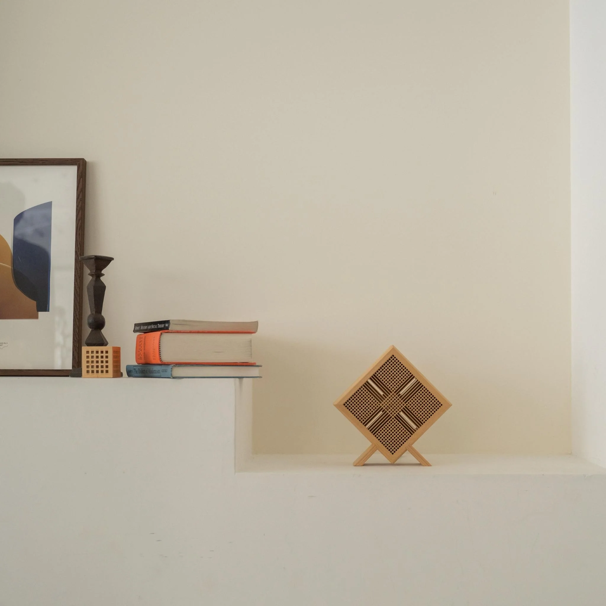 Japanese Wood Table Lamp "Kanata" - Image 4