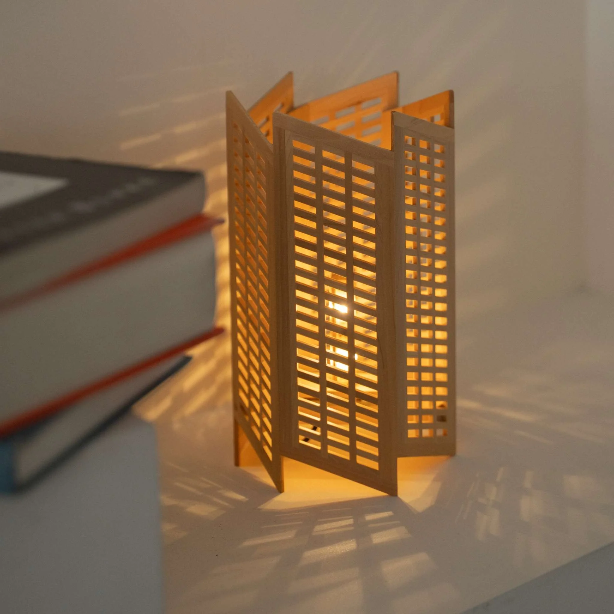 Japanese Wood Table Lamp "Towaru" - Image 5