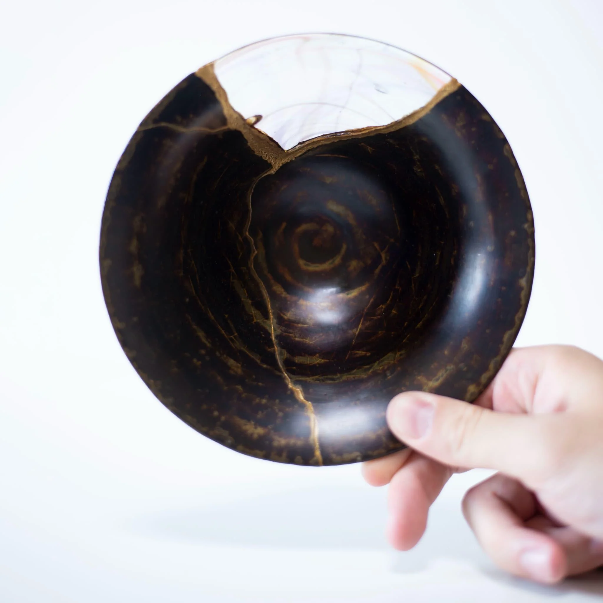 Kintsugi Bowl “Cherry Bark and Blue Moon” 01 with a Paulownia Wood Box - Image 5