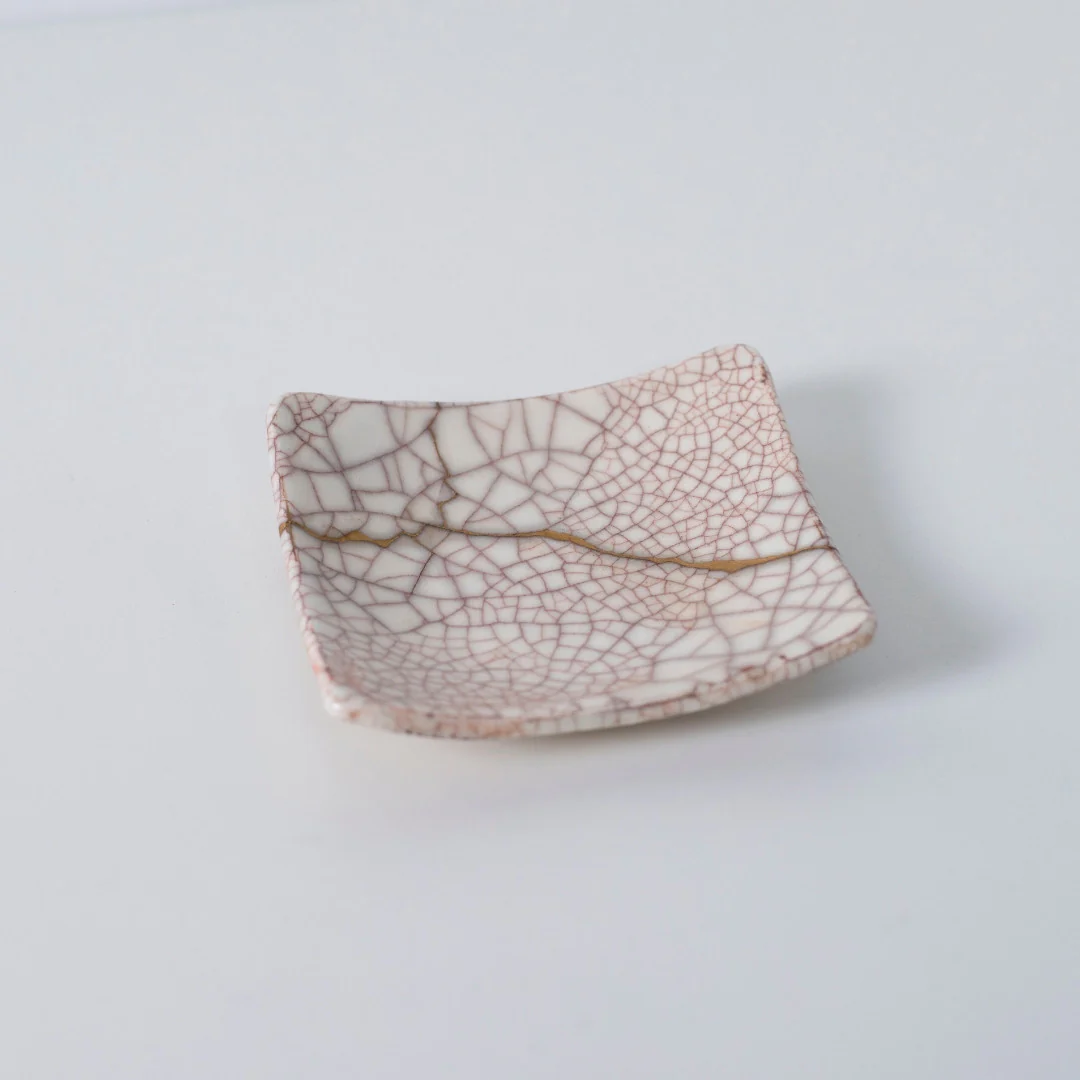 Kintsugi Square Plate "Vermilion Crackle" 05 - Image 3
