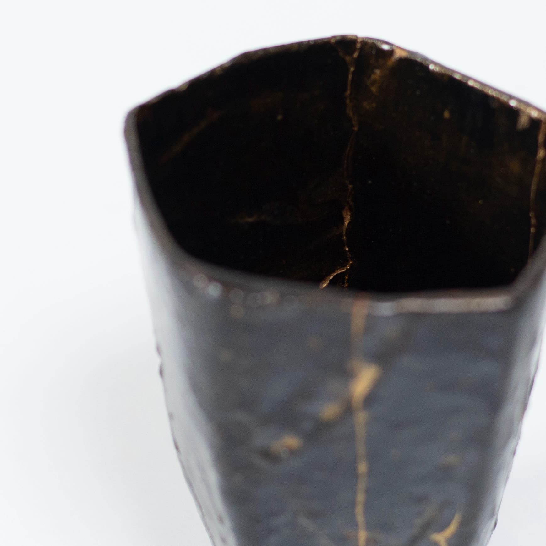 Pentagon Kintsugi Cup "Tenmoku" Black 01 - Image 3