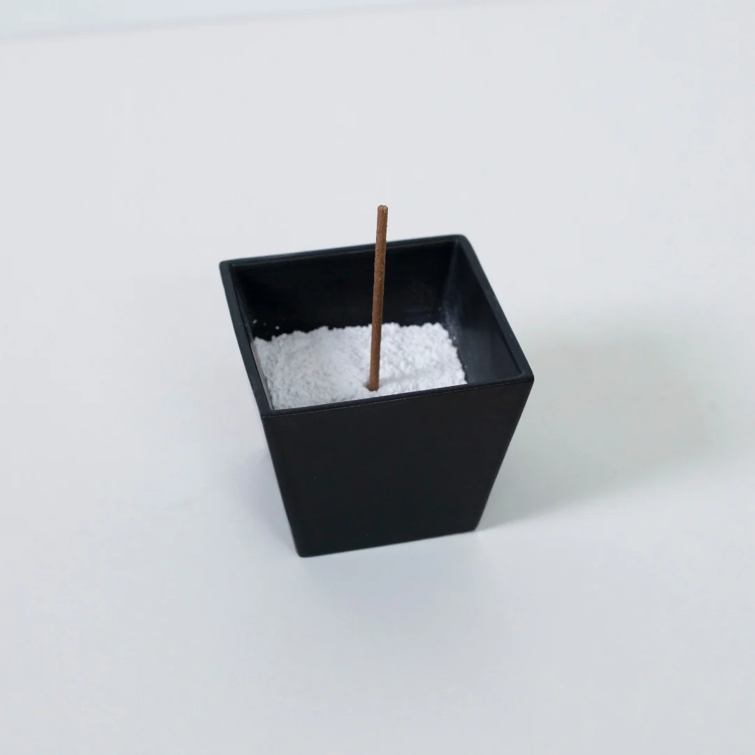Japanese Incense Burner "PORCELAIN INCENSE BURNER BLACK" - Image 5