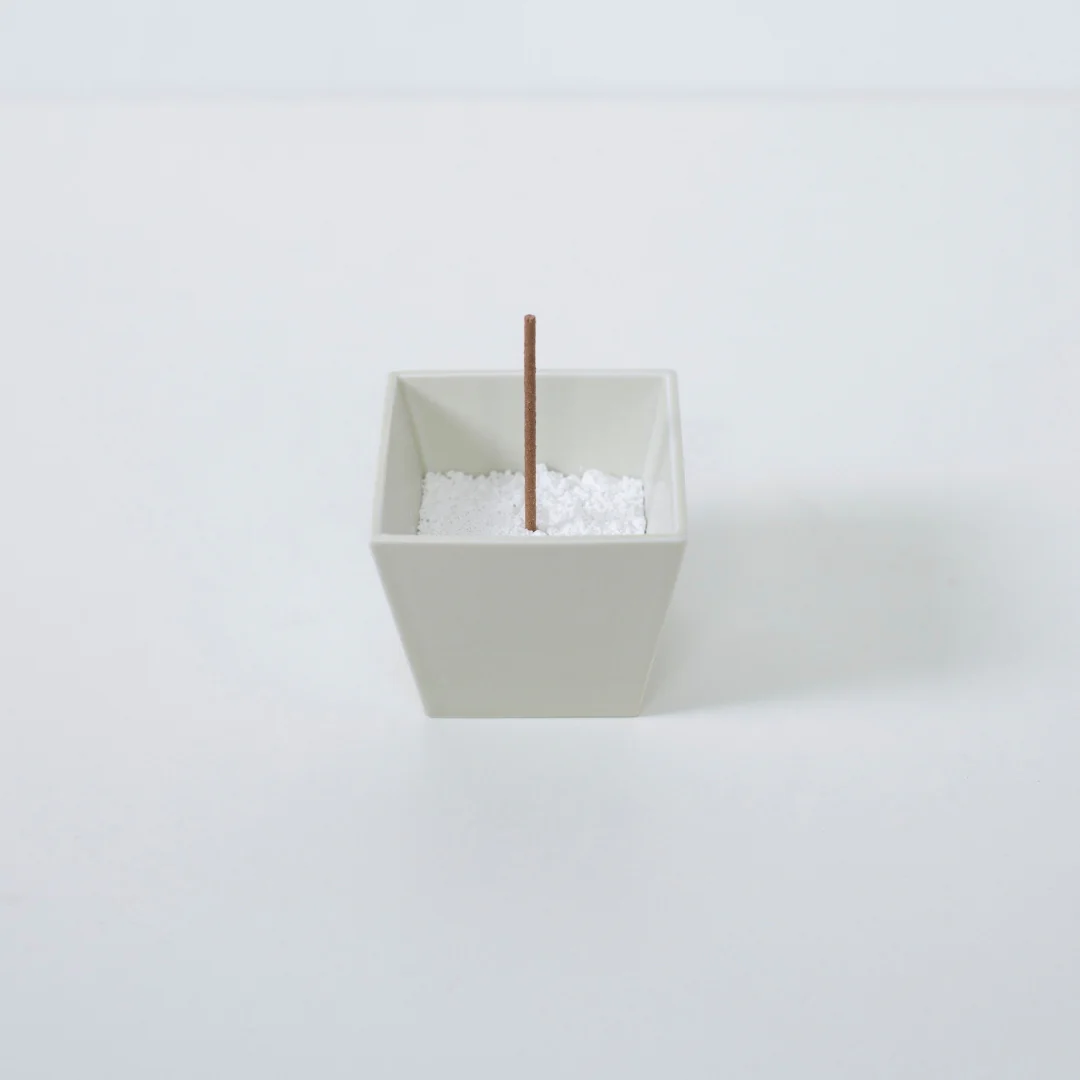 Japanese Incense Burner "PORCELAIN INCENSE BURNER WHITE" - Image 4