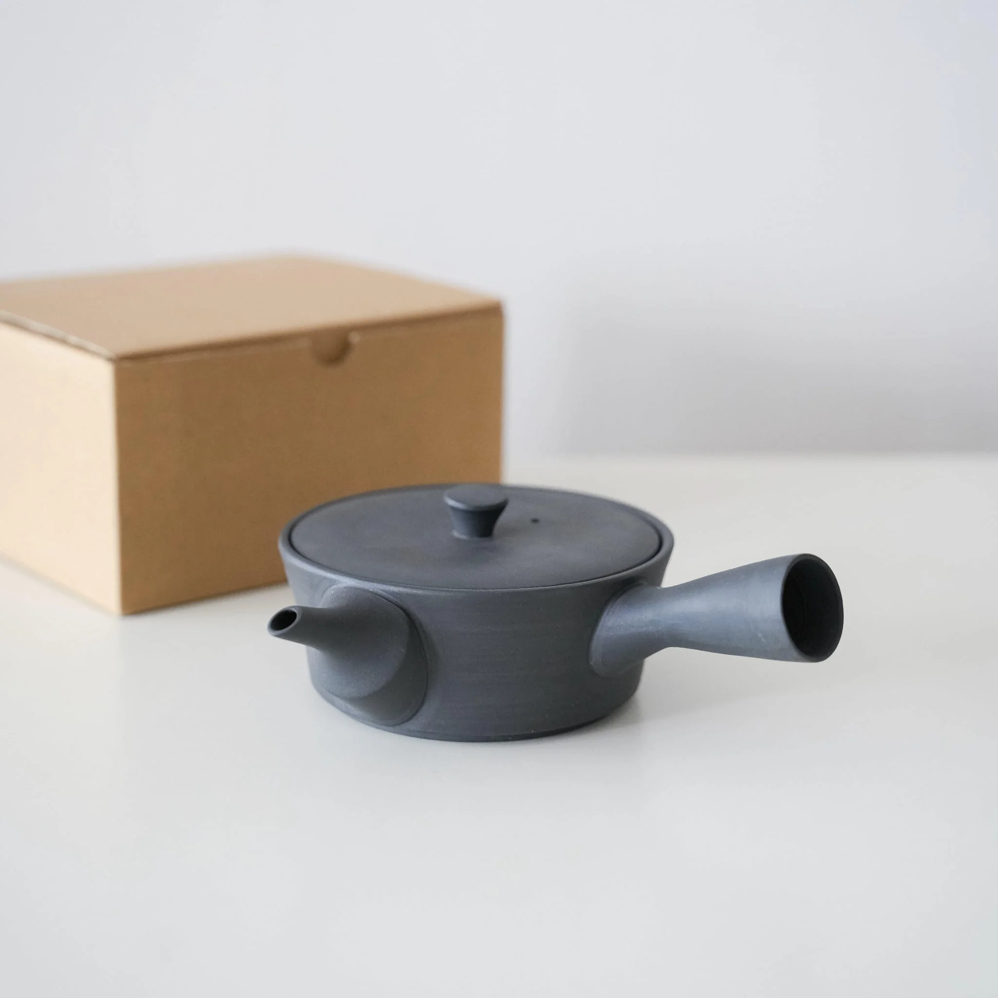 Japanese Sencha Teapot (with built-in tea strainer) - Black - Image 6