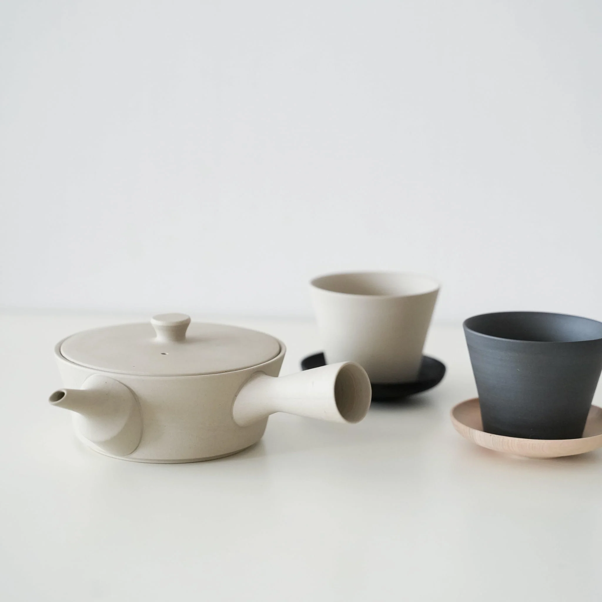 Japanese Sencha Teapot (with built-in tea strainer) - White - Image 5