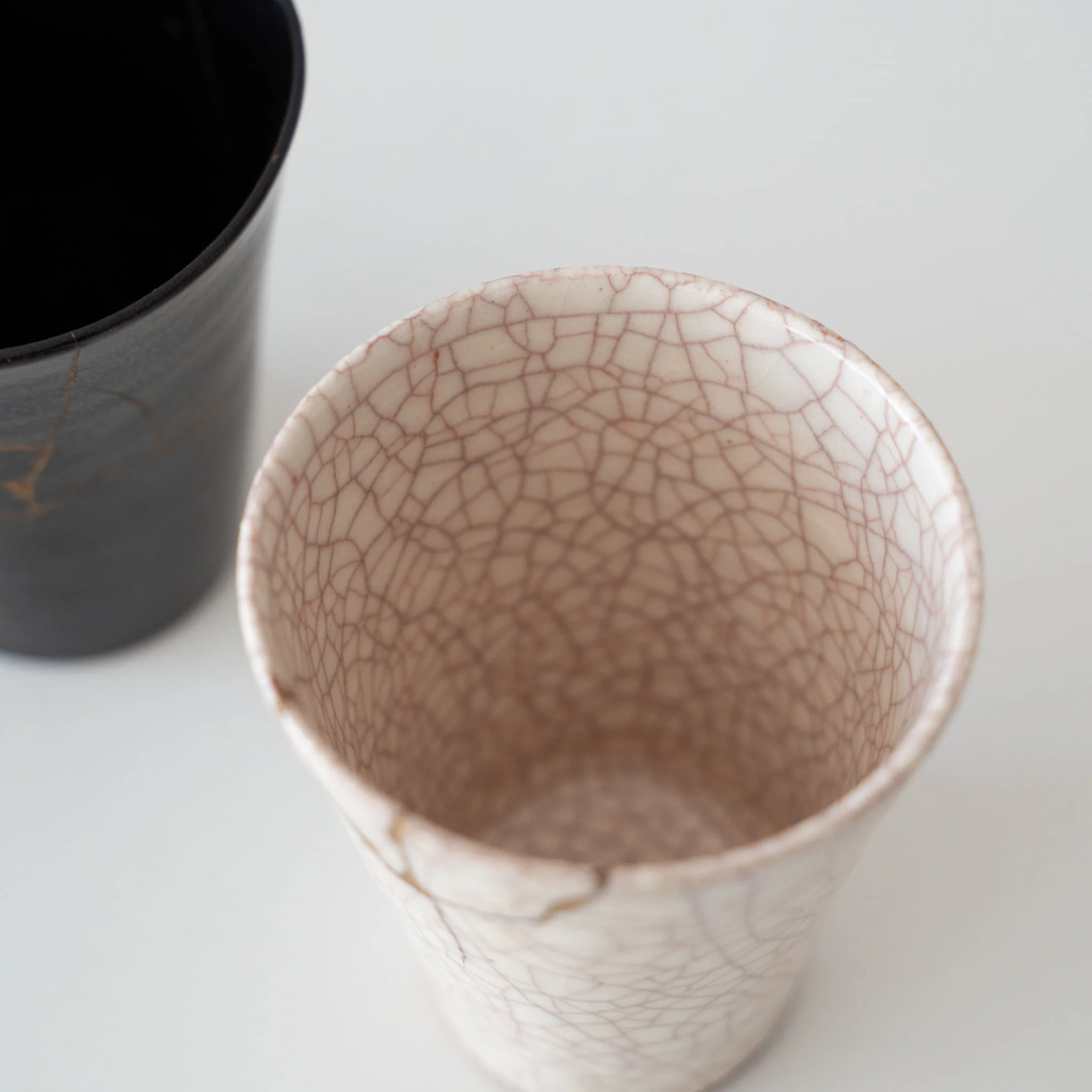 Kintsugi Cup "Vermilion Crackle" 01 with a Paulownia Wood Box - Image 5